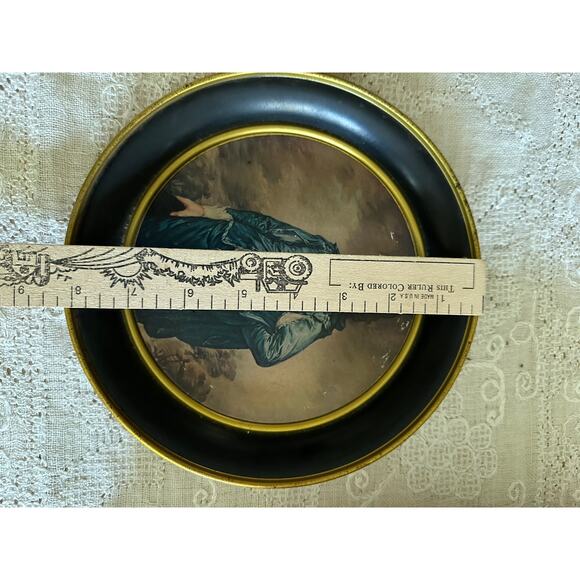 Vintage Metal Tray Portrait Plates Victorian 8"red boy blue boy fabcraft hanging - Picture 14 of 14